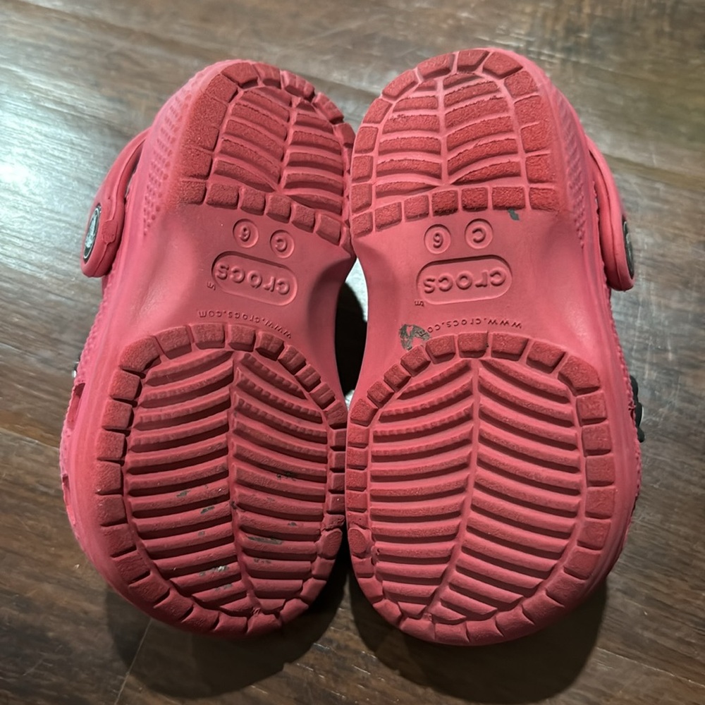 Crocs toddler sandals
Size 6C in great condition - Picture 3 of 3